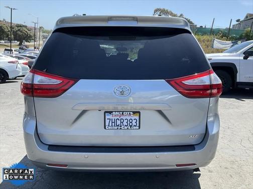 2015 Toyota Sienna XLE