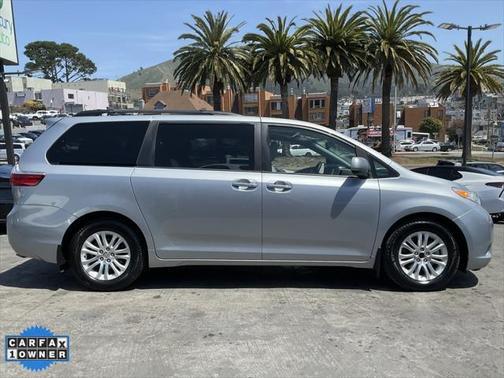 2015 Toyota Sienna XLE