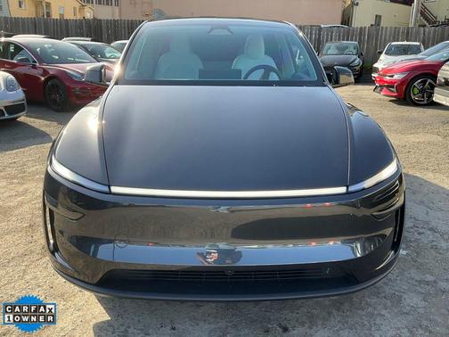 2026 Tesla Model Y Standard Rear-Wheel Drive