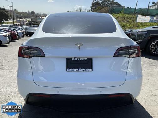 2021 Tesla Model Y Standard Range Rear-Wheel Drive
