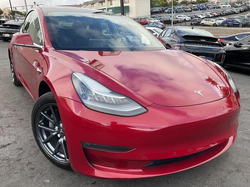 2018 Tesla Model 3 Long Range