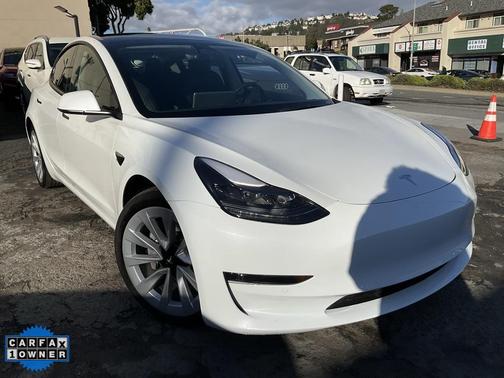 2022 Tesla Model 3 Standard Range