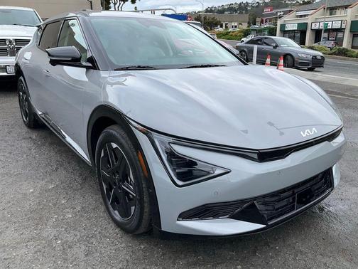 2025 Kia EV6 Wind