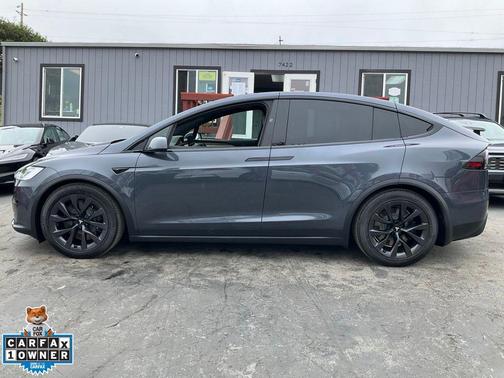 Midnight Silver Metallic 2023 Tesla Model X Base