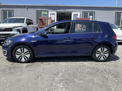 2019 Volkswagen e-Golf SE