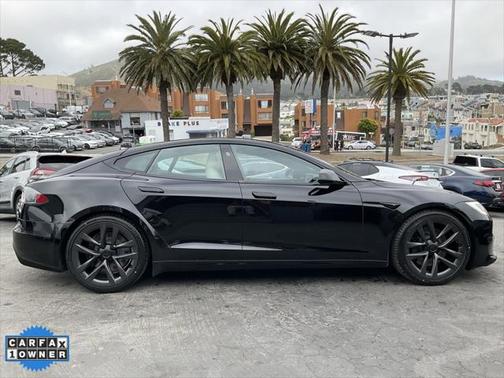 2022 Tesla Model S Base