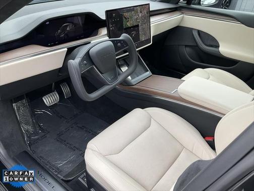 2022 Tesla Model S Base