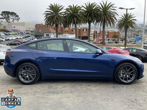Deep Blue Metallic 2023 Tesla Model 3 Standard Range