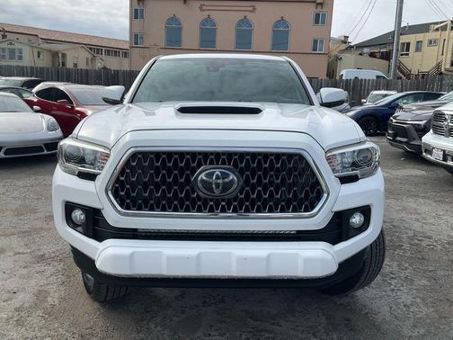 2019 Toyota Tacoma TRD Sport