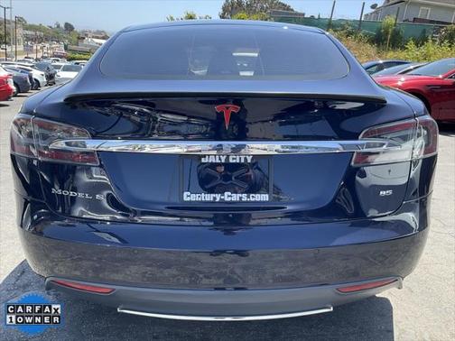 2015 Tesla Model S 85
