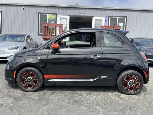 2013 FIAT 500e Battery Electric