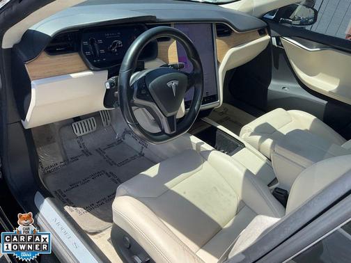 Solid Black 2019 Tesla Model S Performance