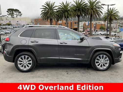 2018 Jeep Cherokee Overland