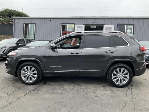 2018 Jeep Cherokee Overland
