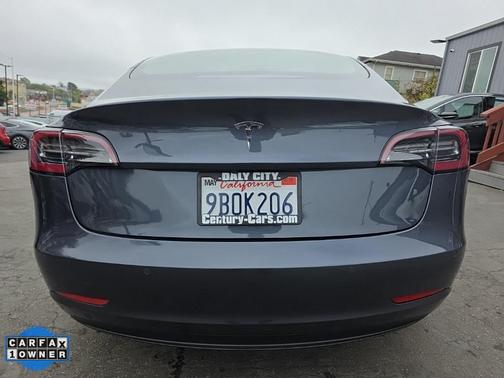 2022 Tesla Model 3 Standard Range