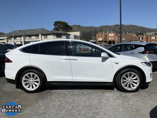 2016 Tesla Model X 90D
