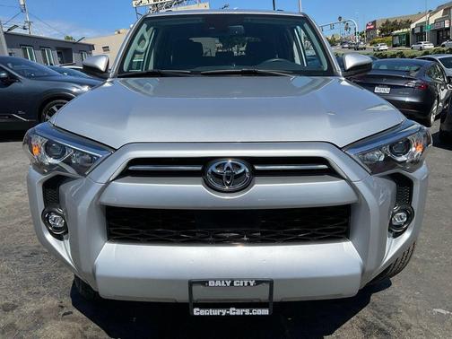 Classic Silver Metallic 2021 Toyota 4Runner SR5