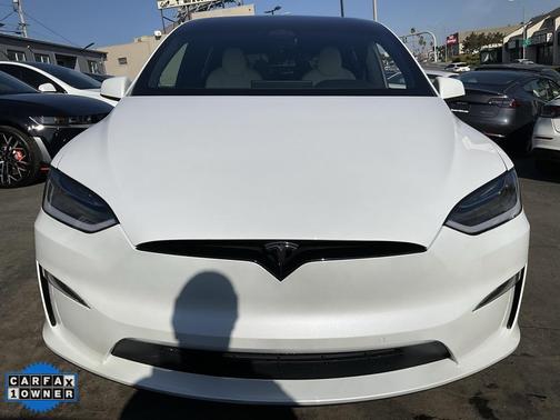 2022 Tesla Model X Plaid Tri Motor All-Wheel Drive