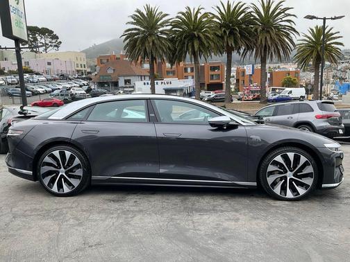 Quantum Gray Metallic 2023 Lucid Air Grand Touring