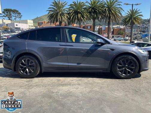 2022 Tesla Model X Plaid Tri Motor All-Wheel Drive