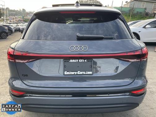 2025 Audi Q6 e-tron Premium Plus quattro