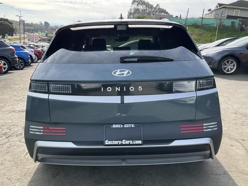 2025 Hyundai IONIQ 5 SEL