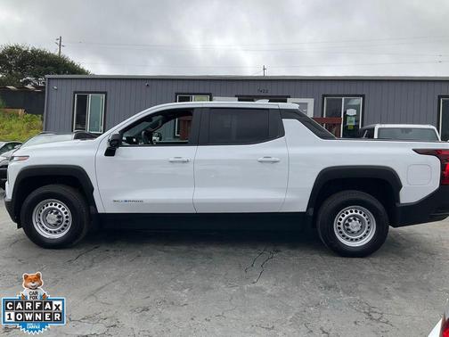 Summit White 2024 Chevrolet Silverado EV Work Truck
