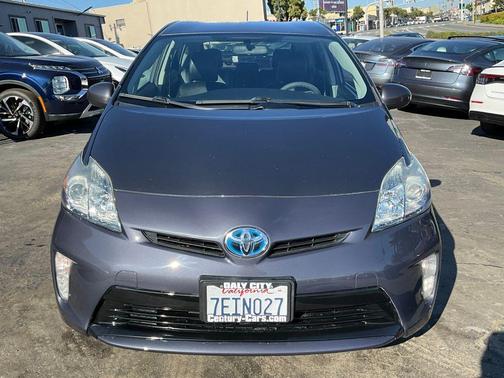 2014 Toyota Prius Plug-in Base