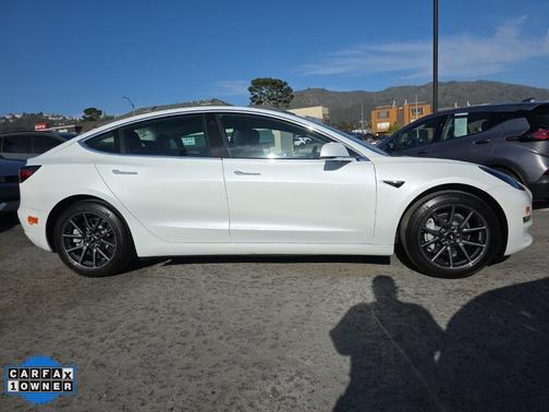 2019 Tesla Model 3 Standard Range Plus