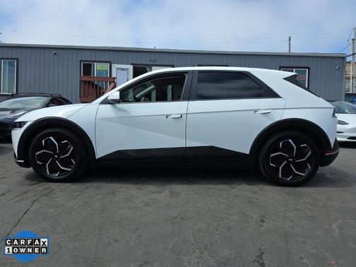 2024 Hyundai IONIQ 5 SE