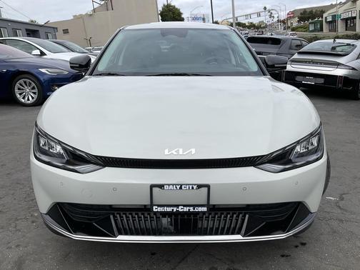 2022 Kia EV6 Wind