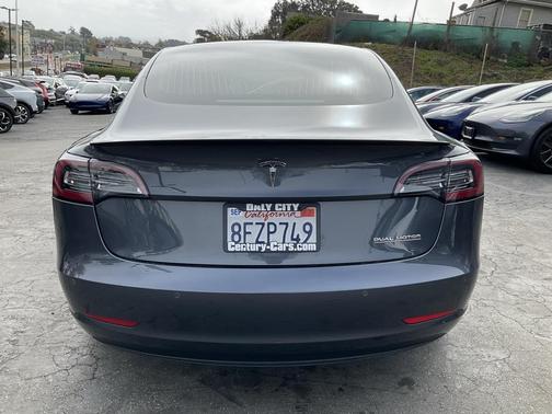2018 Tesla Model 3 Performance