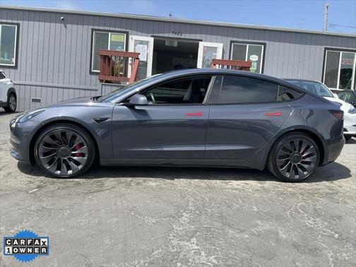 2023 Tesla Model 3 Performance