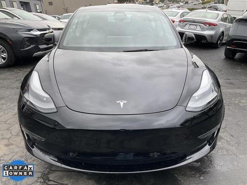 2022 Tesla Model 3 Standard Range