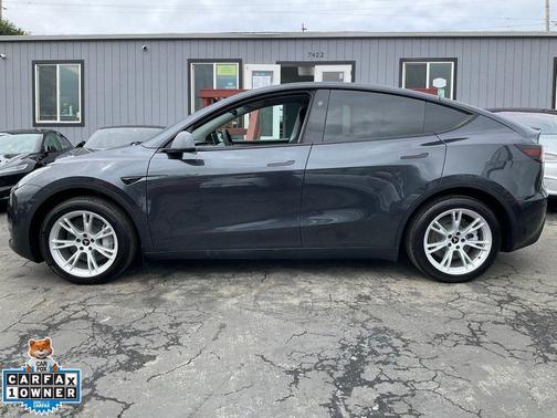 Stealth Grey 2024 Tesla Model Y Long Range Single Motor Rear-Wheel Drive