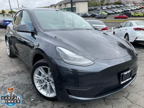 Stealth Grey 2024 Tesla Model Y Long Range Single Motor Rear-Wheel Drive