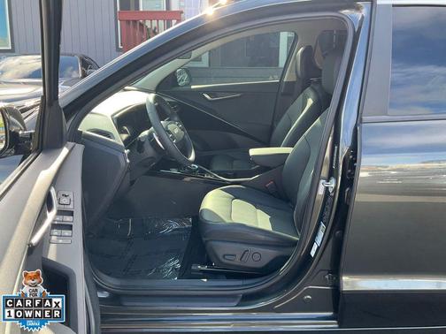 Graphite Gray 2024 Kia Niro EV Wind