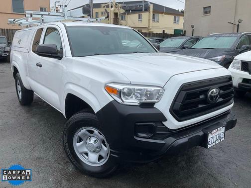 2022 Toyota Tacoma SR