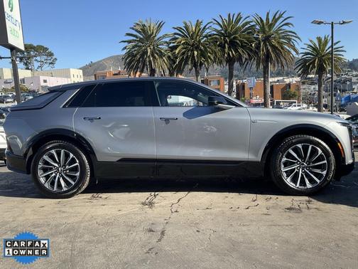 2024 Cadillac LYRIQ Sport