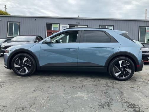 2025 Hyundai IONIQ 5 SEL