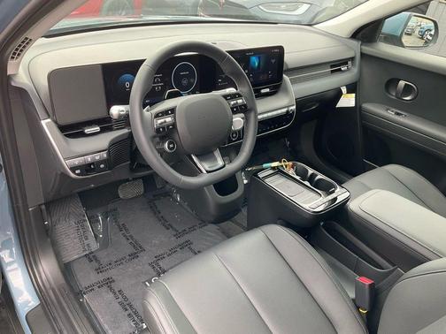 2025 Hyundai IONIQ 5 SEL