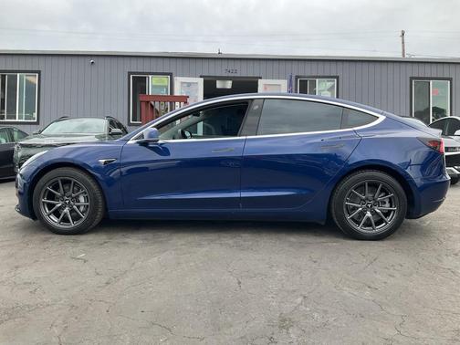 2019 Tesla Model 3 Long Range
