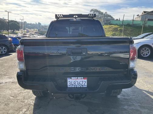 2022 Toyota Tacoma TRD Sport