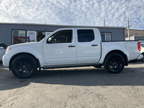 2021 Nissan Frontier SV