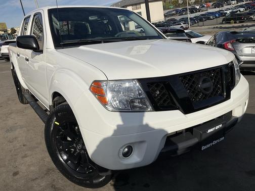 2021 Nissan Frontier SV