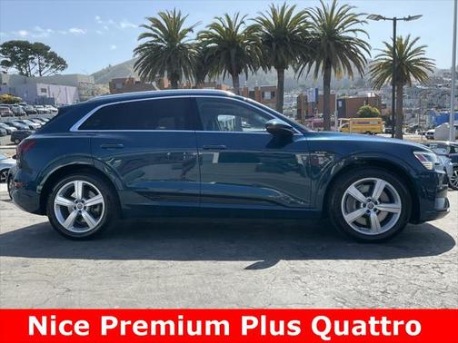 2019 Audi e-tron Premium Plus