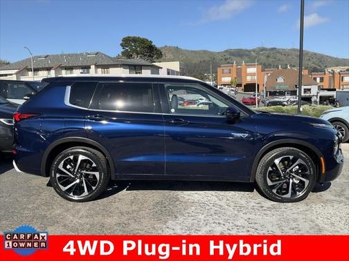 2023 Mitsubishi Outlander PHEV 40th Anniversary S-AWC