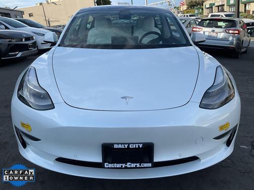 2022 Tesla Model 3 Standard Range