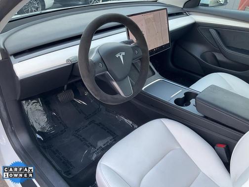 2022 Tesla Model 3 Standard Range