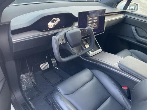 2022 Tesla Model X Dual Motor All-Wheel Drive